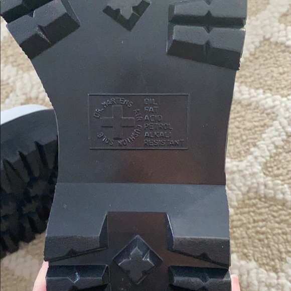 Dr martens quad Chelsea platform boot - Picture 3 of 5